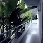 Elga & Hotel 2*