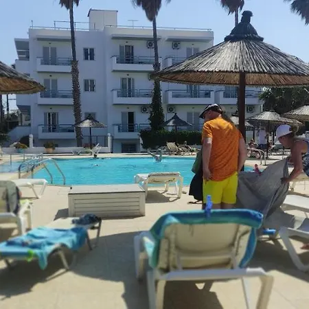 Elga Hotel&apartments 2*