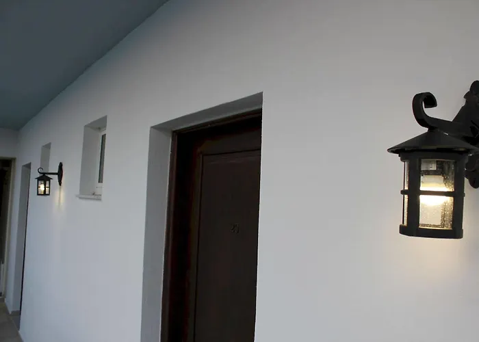 Hotel Elga &